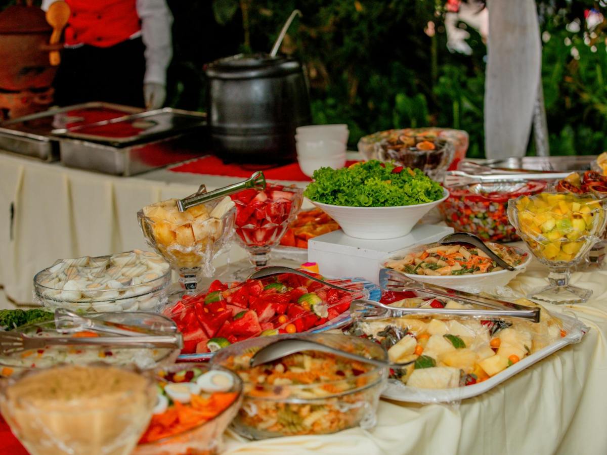 God’s Colourful Table: Why Eating Diverse Foods is a Biblical and Health&nbsp;Imperative